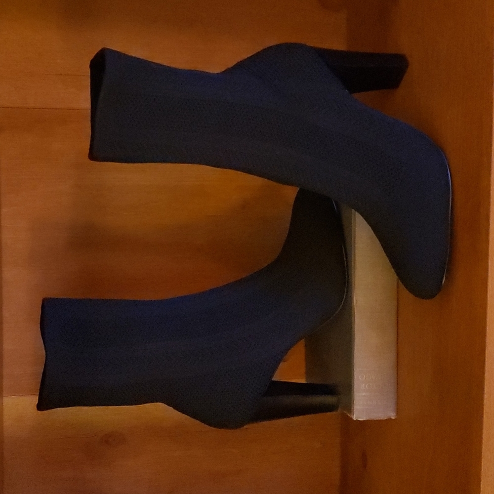 Charles by Charles David Black Stretch Fabric Slip on Boots. Size 9.5